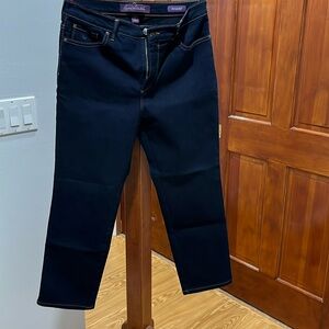 Gloria Vanderbilt jeans.